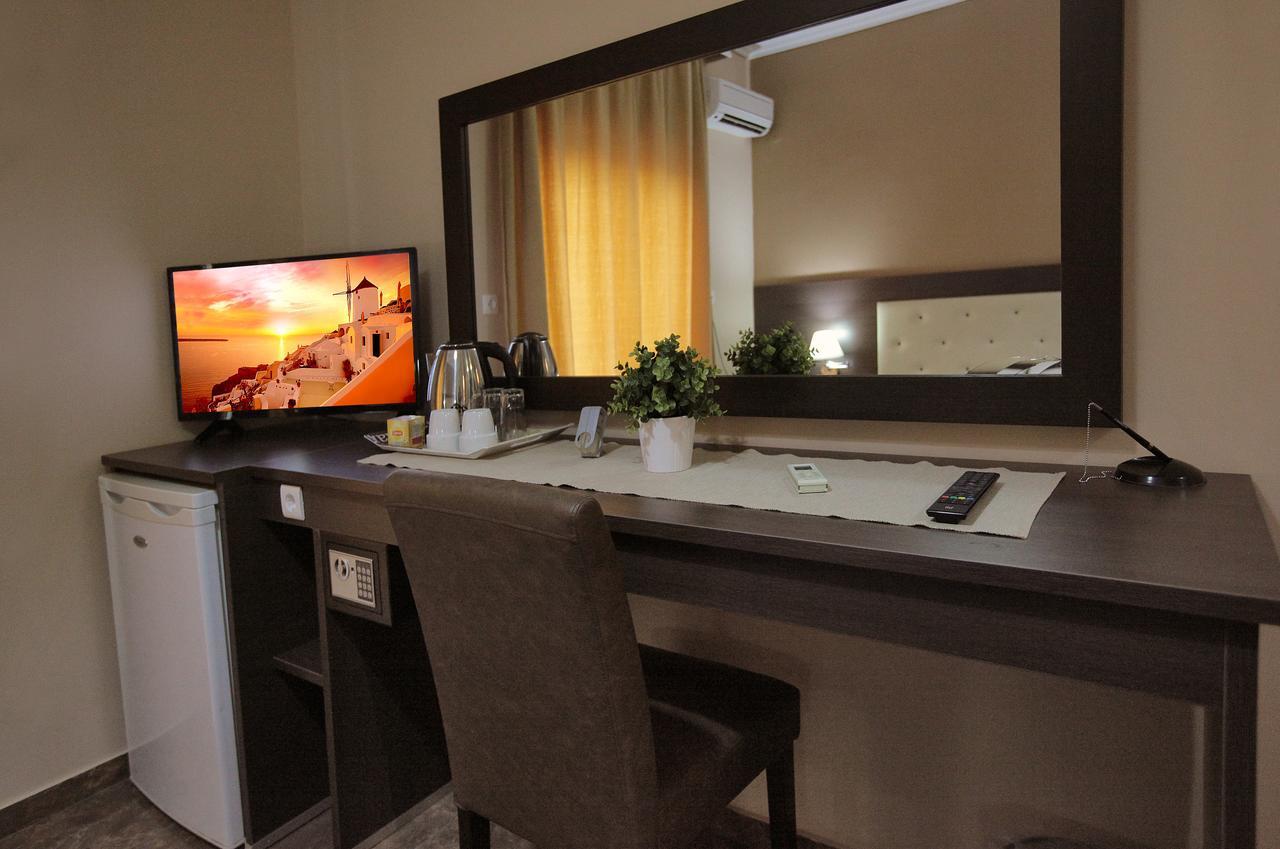 Hotel Epavli Nea Kallikrateia 外观 照片